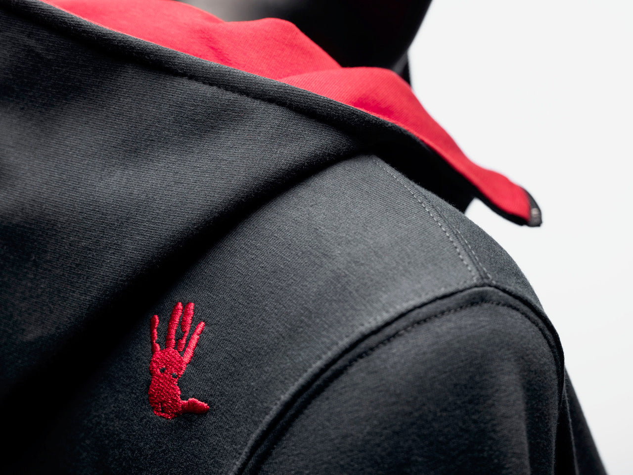 EQUIPE - MEN’S HOODIE