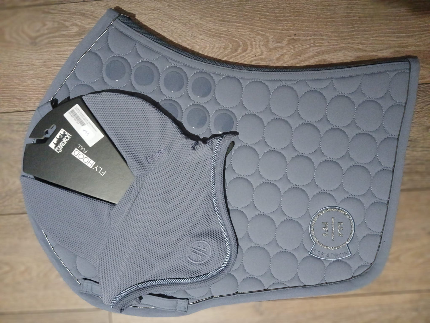 Eskadron Softshell Emblem Essence Saddle Pad